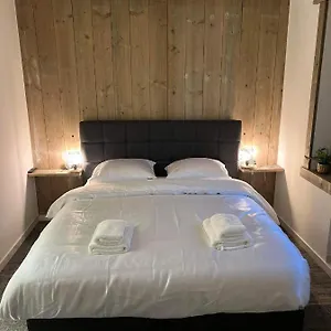 Mooie In Centrum Met Badkamer Gasthof Brügge